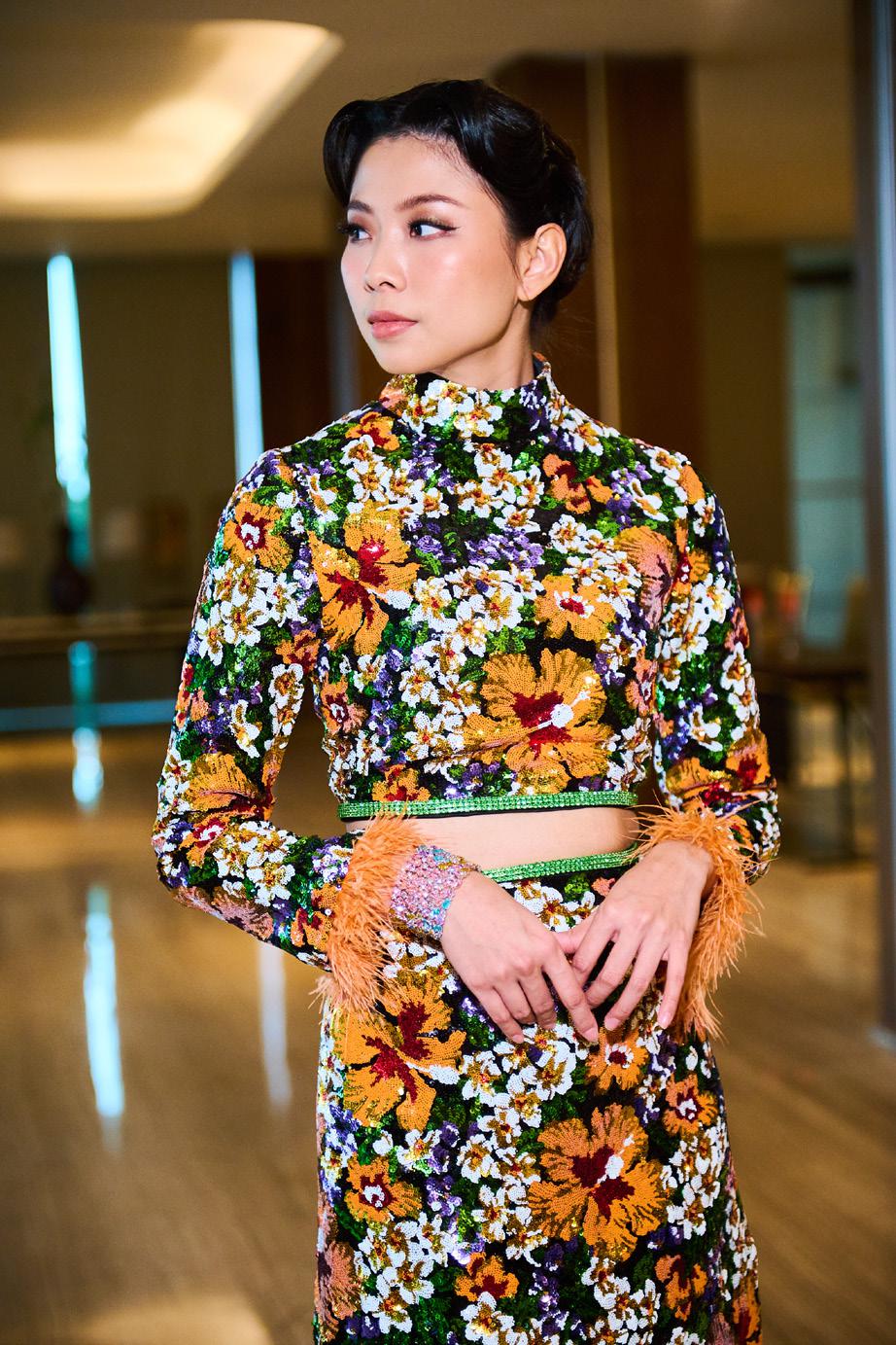 HUA: HUANG